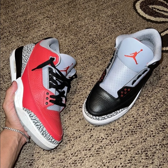 Jordan 3 black cement - Picture 3 of 4